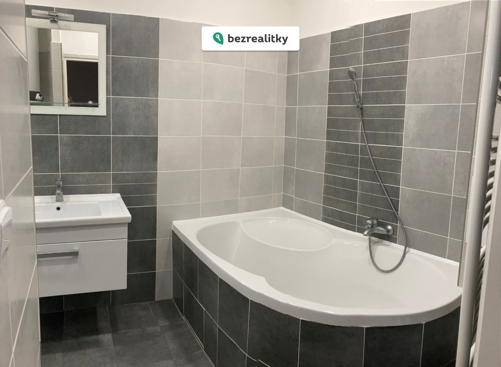 1763709105-ccefaptwbm-img-3223