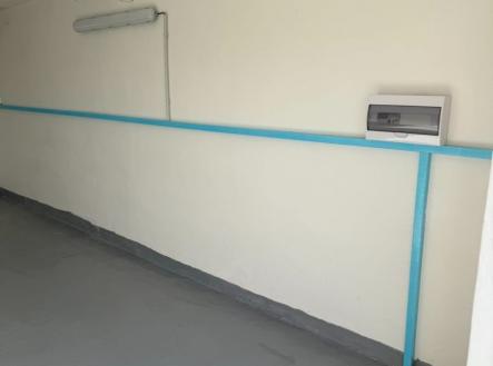 1763841530-ipeilaeqqt-img-0398 | Prodej - malý objekt/garáž