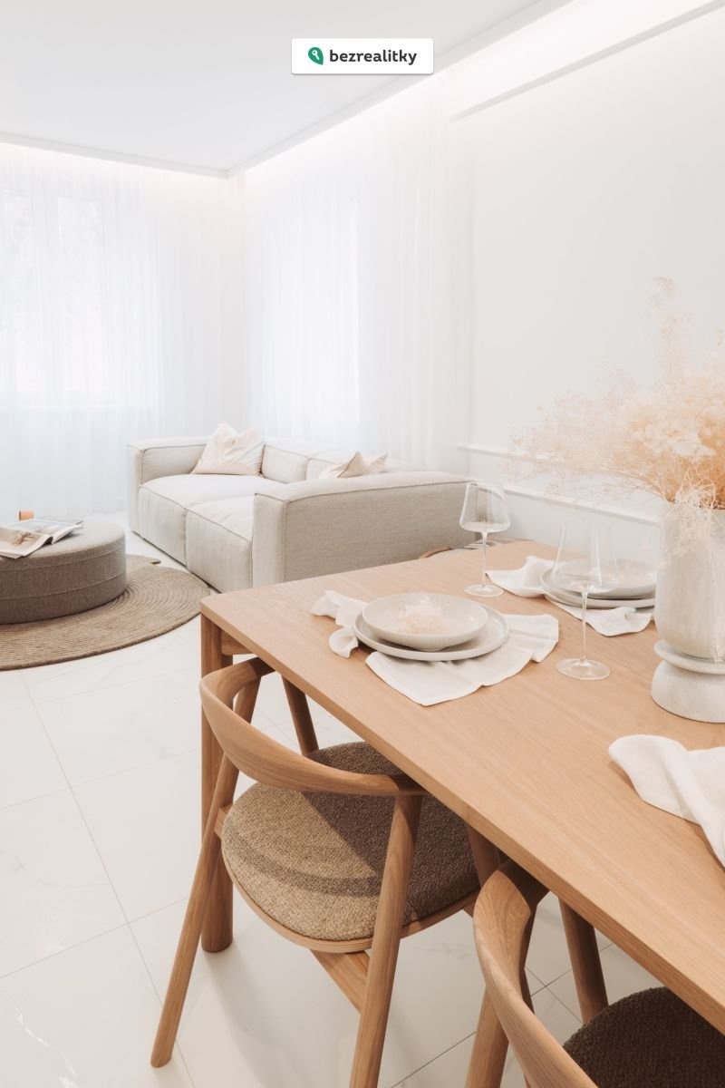 1763932860-thmnlakzvd-dscf4933-enhanced-nr