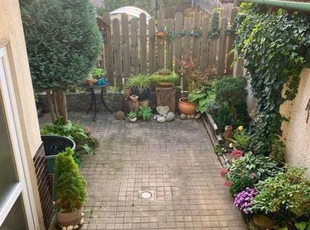 1764019391-osfdhpschw-n-c3-a1vrh-bez-n-c3-a1zvu | Prodej - dům/vila, 120 m²