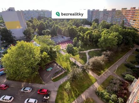 1764072220-wwhupcfwvh-rondel2 | Prodej bytu, 3+1, 87 m²