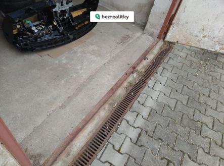 1764356604-xznisyelrl-img-20251121-144715825 | Prodej - malý objekt/garáž