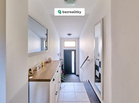 1764544449-nfadigjxqe-1601239-hdr | Prodej - dům/vila, 185 m²