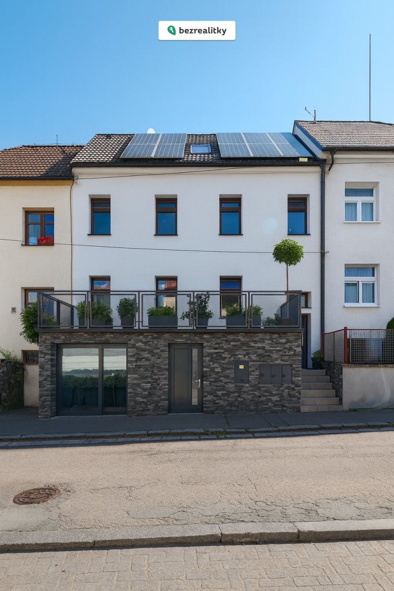 1765243379-gzvmvofxhg-be9d8ac8-7cdb-4033-ad1d-8aa6d3c5fef2