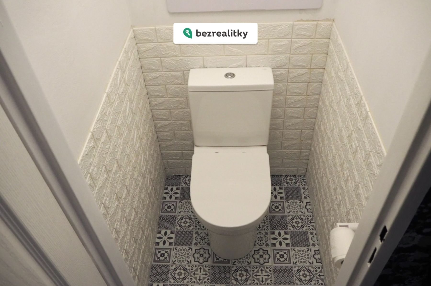 1764582461-vyzkaqvwrp-3