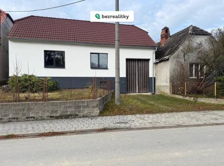 1764606066-qrtyaixmtp-5934c9f7-3f43-4a37-b65e-18e9cc362af0 | Prodej - dům/vila, 120 m²