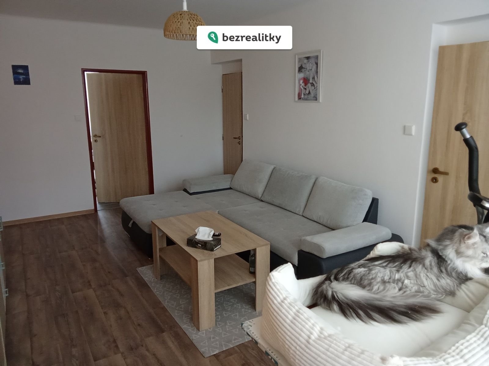 1764617720-vxafcbsjaw-1000019618