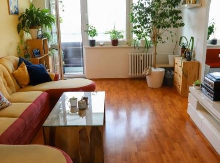 1764703530-mwwzcbkomk-03-praha4-byt-na-prodej-obyvaci-pokoj | Prodej bytu, 3+1, 74 m²