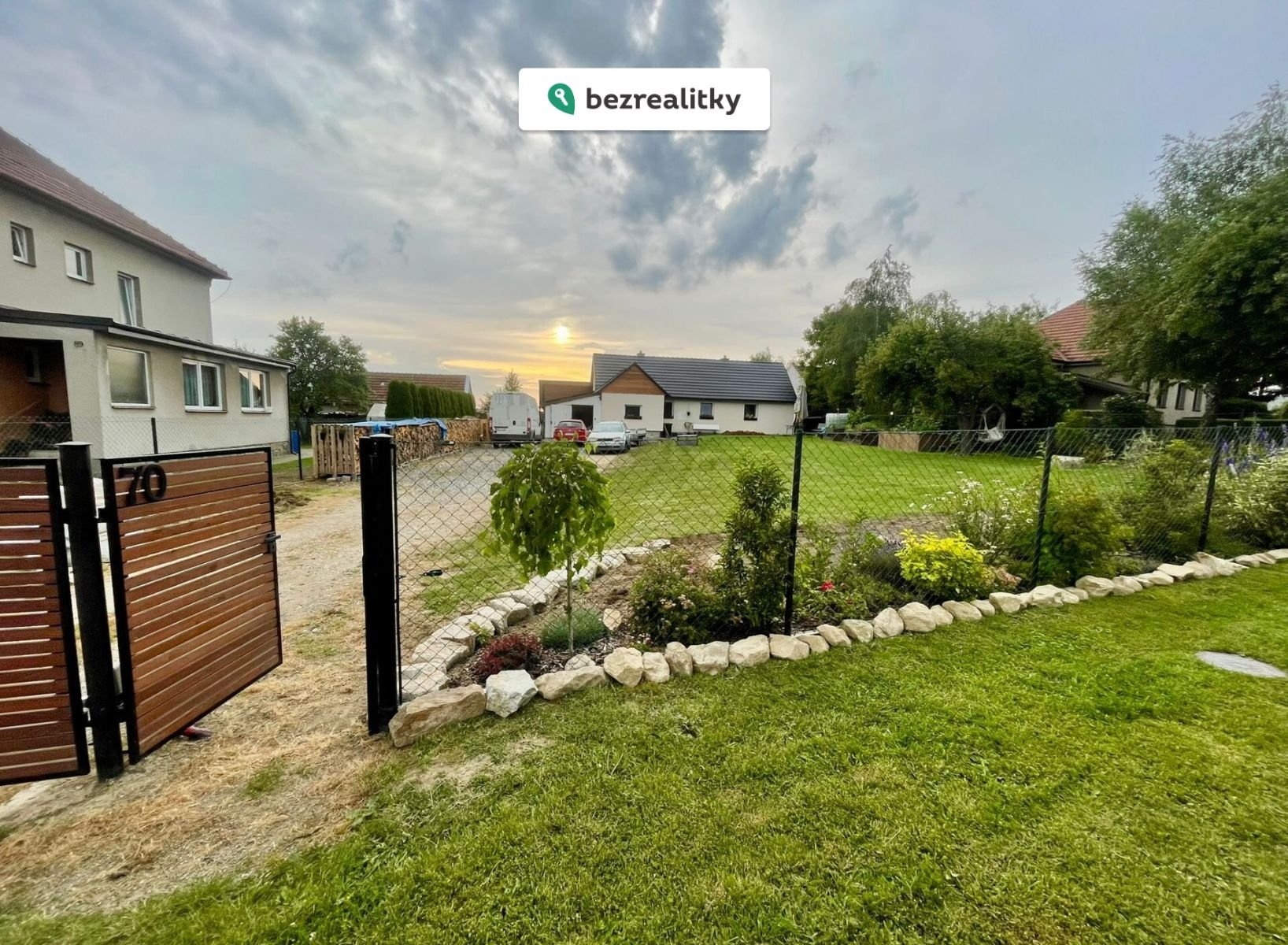 1764775893-qijgmyhwco-obr-c3-a1zek-whatsapp-2c-2025-11-09-v-19-22-54-36950b01