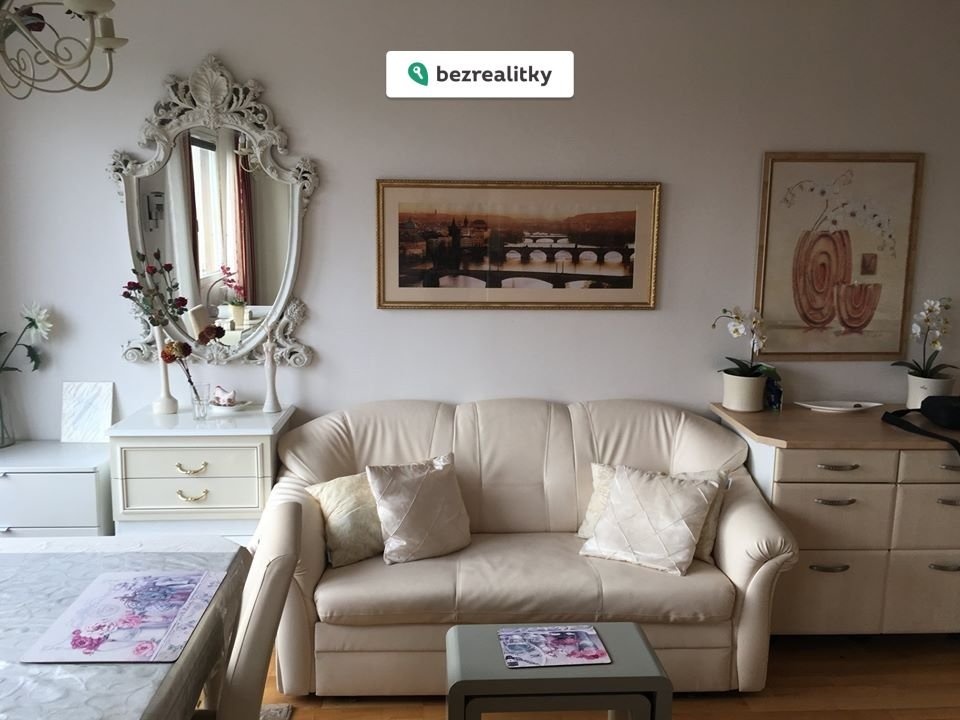 1764859873-nveplzcsbj-plami-21-wohnzimmer