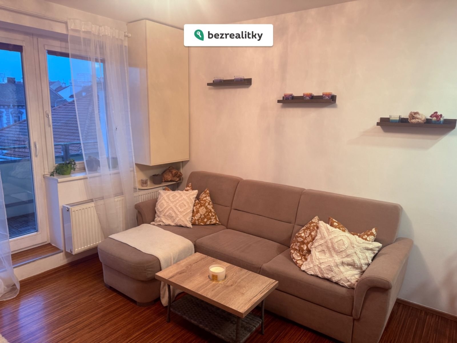 1765124165-qxkoyzjjur-img-7507