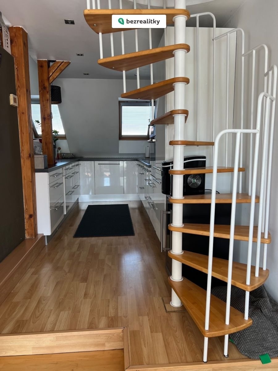 1765126808-rpfmjbeszg-img-0253