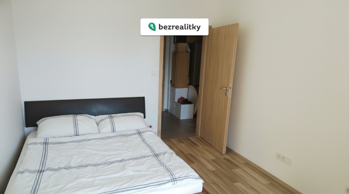 1764854031-vdctkedunc-bez-n-c3-a1zvu-png2