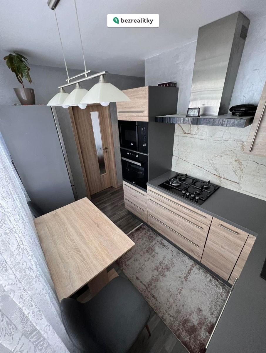 1765651377-rgkmbnriee-img-8697