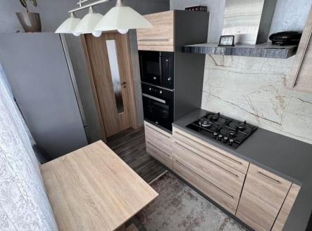 1765651377-rgkmbnriee-img-8697 | Prodej bytu, 4+1, 85 m²