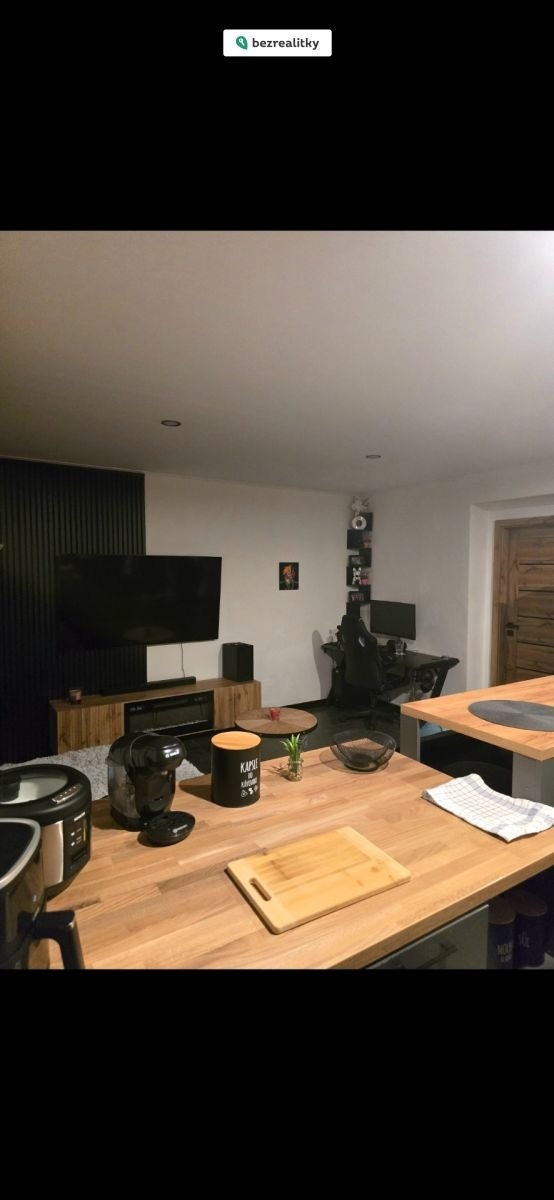 1765828693-vspsnytaxp-1000025523