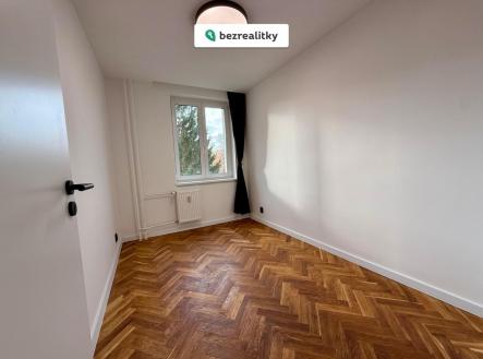 1765442373-kzgiptgpcx-img-20251211-wa0004 | Prodej bytu, 4+1, 77 m²