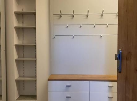 1765917231-ytgvjpkhxh-1 | Prodej bytu, 2+1, 70 m²