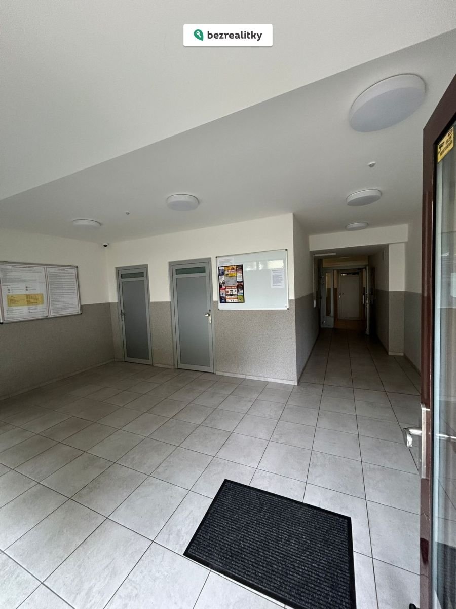 1758903929-krpmkpjwvn-obr-c3-a1zek-whatsapp-2c-2025-09-26-v-18-16-24-2e49052b