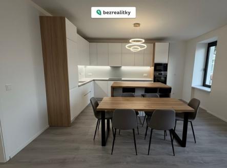 1766340086-qbsdqxqhlt-kuchyn-cc-8csky-cc-81-kout-n1 | Prodej bytu, 3+kk, 70 m²