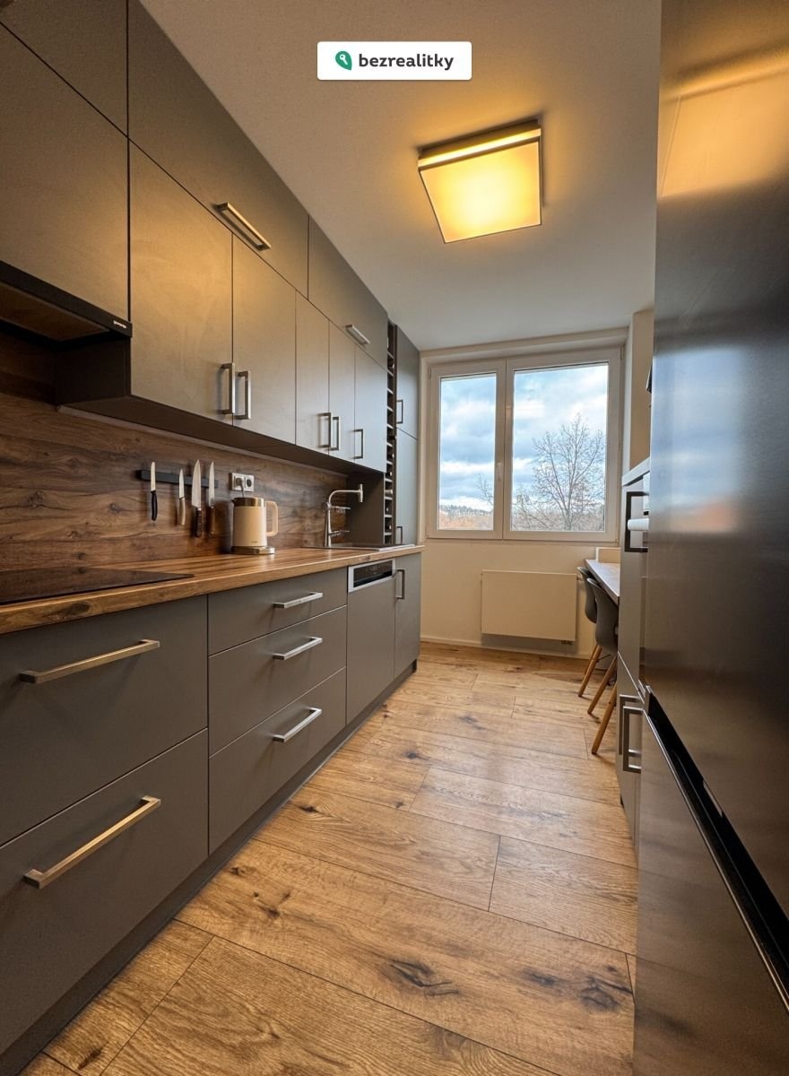 1767521700-btziuxepvm-img-9302