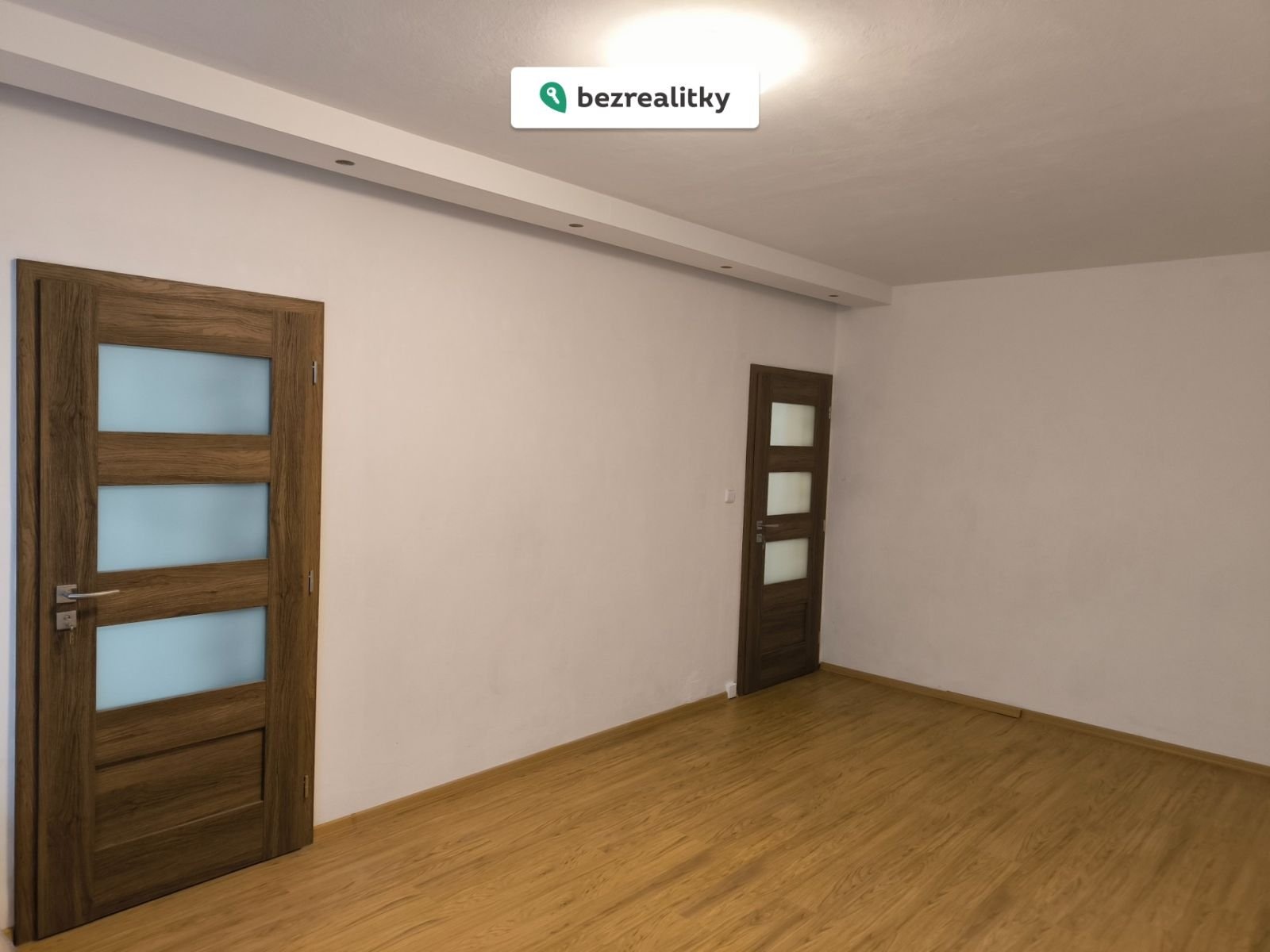 1767565403-mcoygftwfu-1000025150