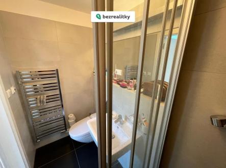 1767605140-gzammipkex-koupelna-sprcha | Prodej bytu, 4+kk, 135 m²