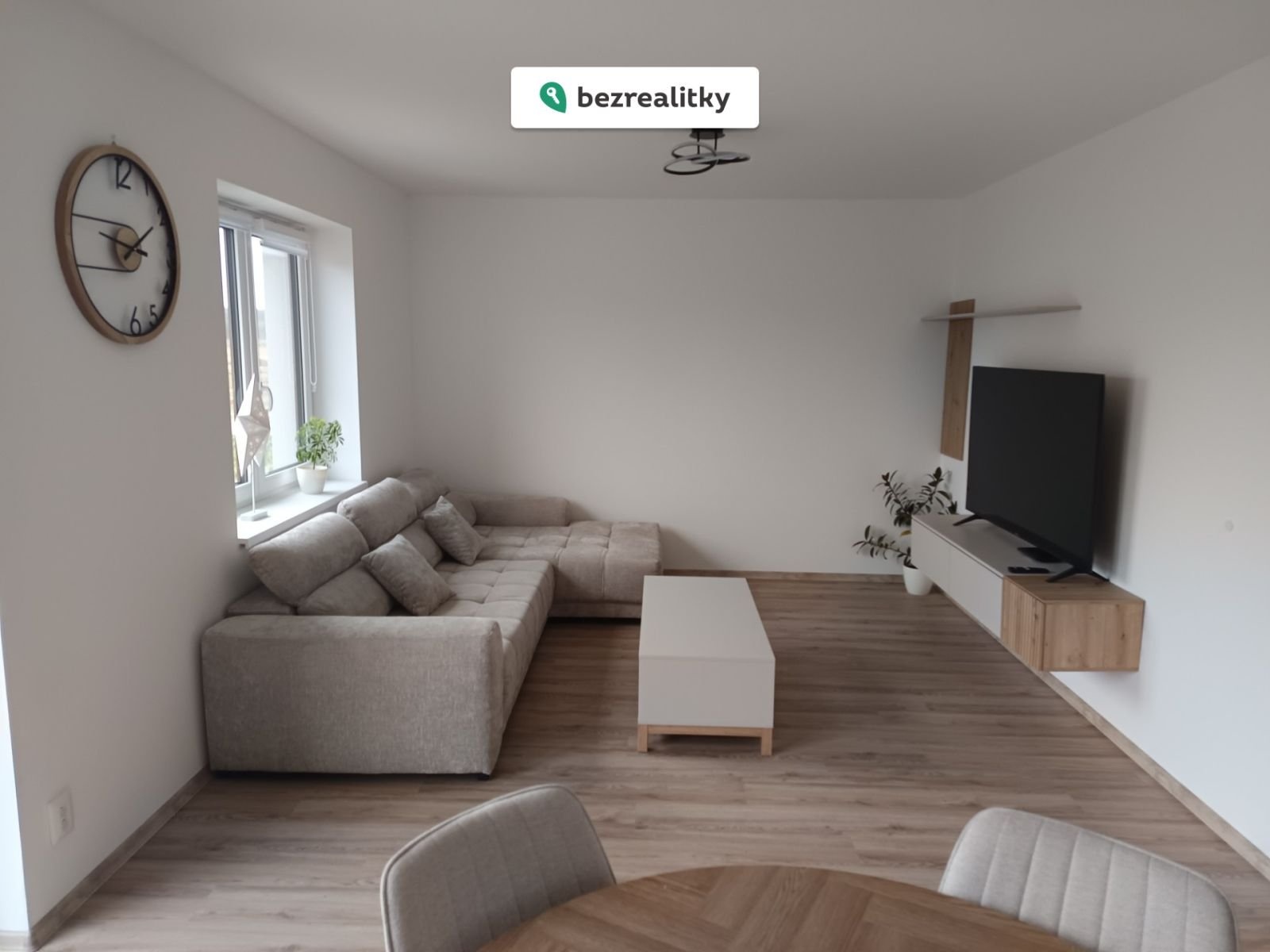 1767622709-qwonszbgln-1000086812