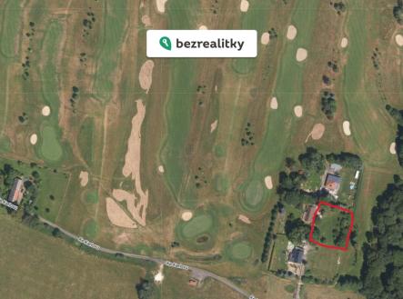 1767702972-rxaumdmpma-pozemek-letecka-mapa-golf-oznaceni | Prodej - pozemek pro bydlení, 1 758 m²