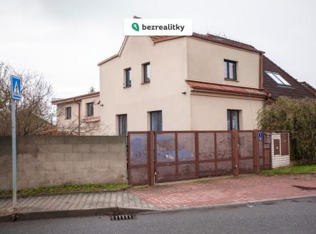 1767735644-udqsmylfmb-kucerovi-281-29 | Prodej - dům/vila, 160 m²