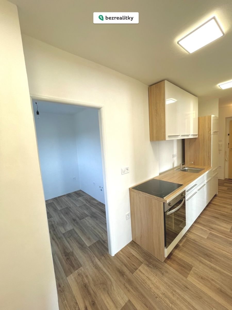 1767805389-xrnpwvxeru-1000010447