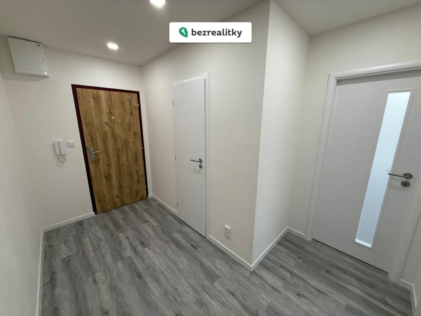 1767976908-agwxhjqssw-11