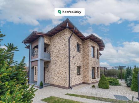 1768333764-rqkzkxtuqd-a7ddc469-ed4f-4345-ad6a-829af9d3d958 | Prodej - dům/vila, 172 m²