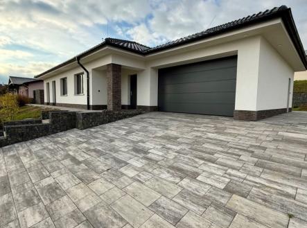 1762932592-bdmiyfodjc-tempimagegic1ds | Prodej - dům/vila, 180 m²