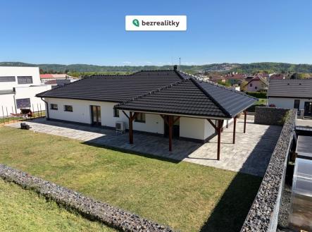 1777735713-dapjzglhxq-tempimagekod5n3 | Prodej - dům/vila, 180 m²