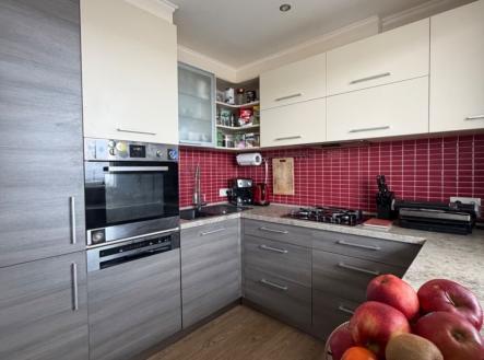 1770903055-ktezedyovs-img-1219 | Prodej bytu, 3+kk, 88 m²