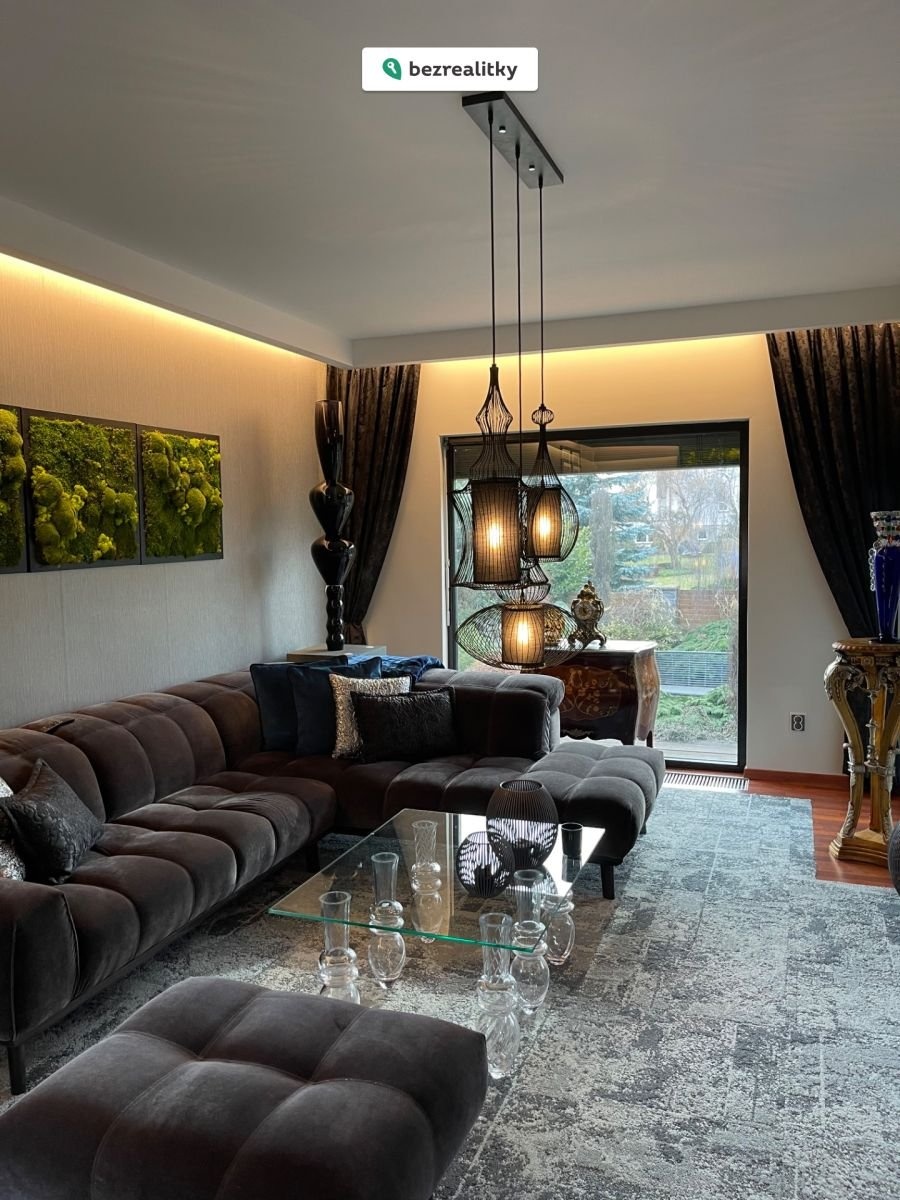 1769700547-jvnlzwaufr-img-4977