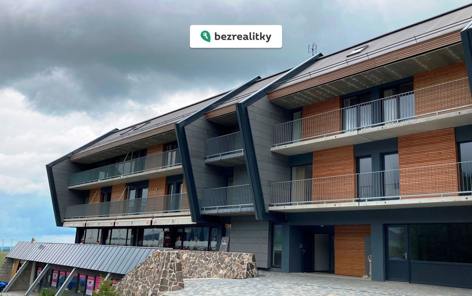 1770312353-oauubwezjx-img-1153