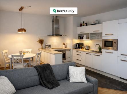 1772471500-glxxqpaewb-obyvaci-pokoj-kuchyn | Prodej bytu, 2+kk, 60 m²