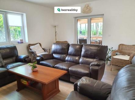 1770656676-zqadrbzptt-626650910-1440656781018530-4890066587241016745-n | Prodej - dům/vila, 240 m²