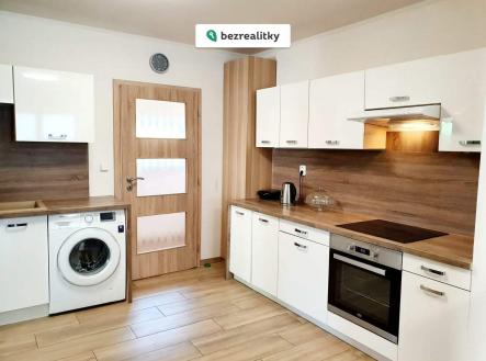 1770656675-zlyxdojyhn-624527753-932223199258595-3289698146287236470-n | Prodej - dům/vila, 240 m²