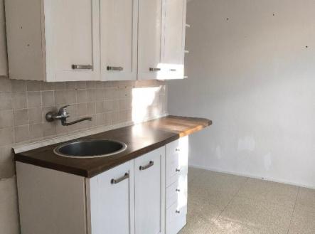 1771406158-dhddkmgffd-img-20260217-152451-281-29 | Prodej bytu, 3+1, 75 m²