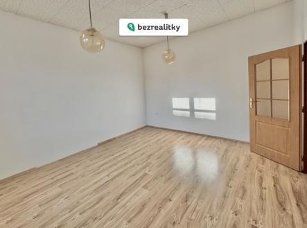 1771523731-nznioesswj-m-c3-adstnost-dole | Prodej bytu, 3+1, 122 m²