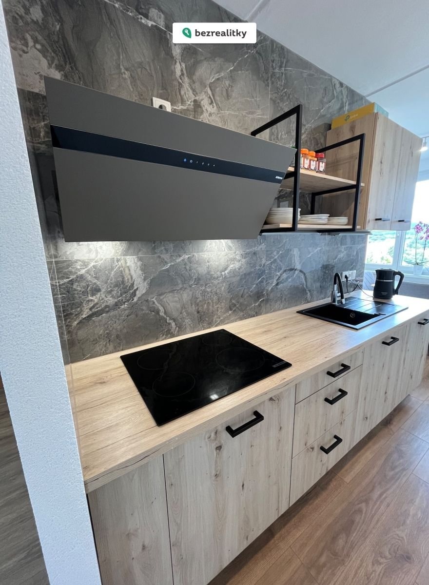 1759856255-ydsovtngll-img-2262