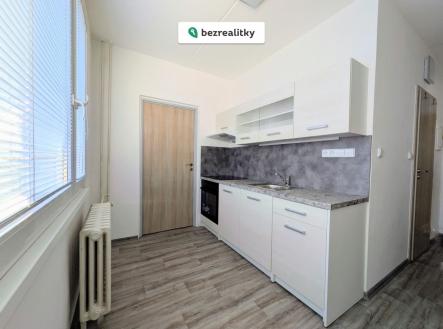 1771699588-bmpdhigokx-pxl-20251227-130743246-7e2 | Prodej bytu, 2+1, 44 m²