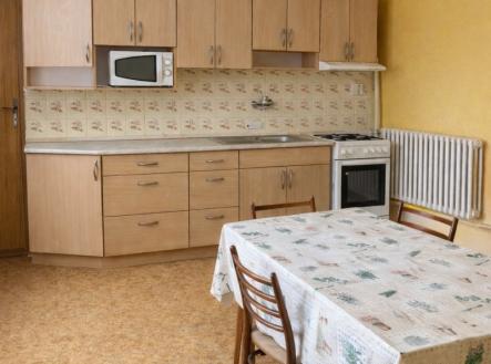 1771746955-slnlmdtpwm-4c4cc50d-cd3a-498a-b45c-4c7e00fce970 | Prodej - dům/vila, 154 m²