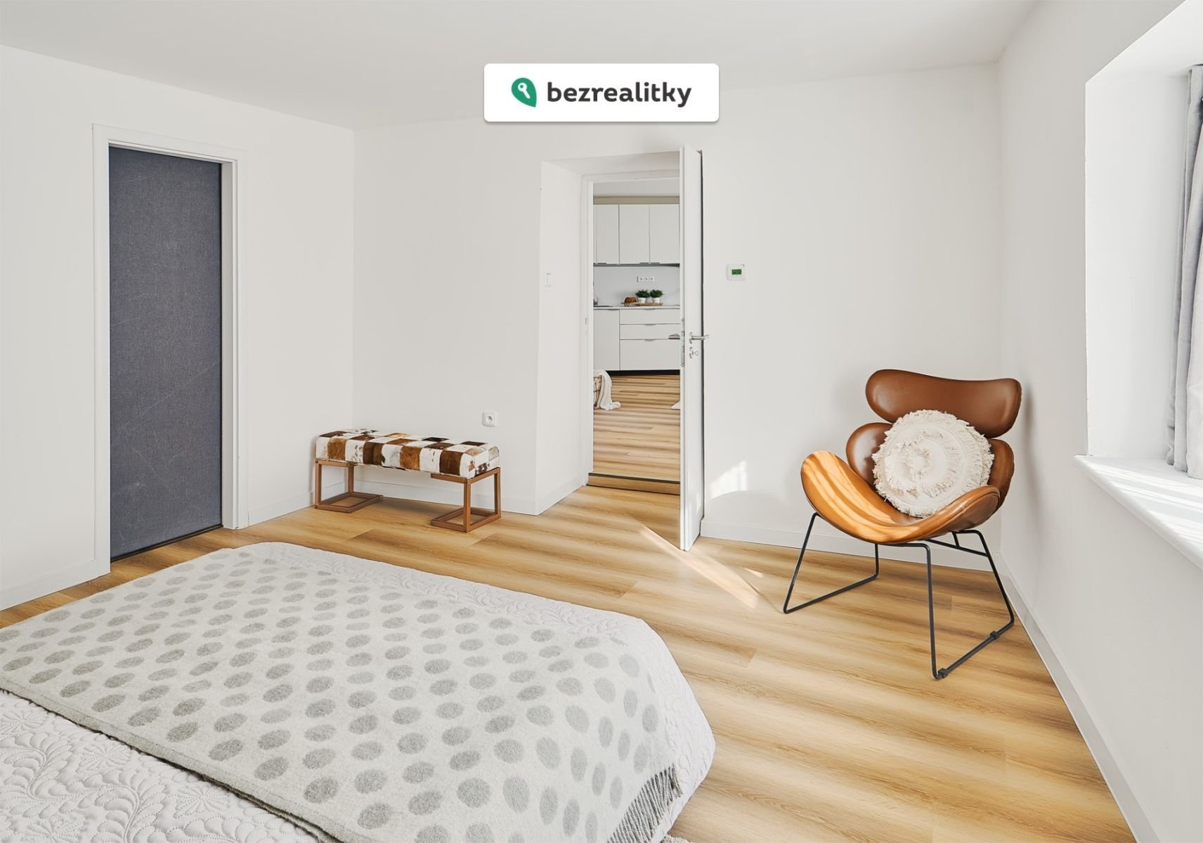 1773343961-lptufnuwlz-velvary-03-m