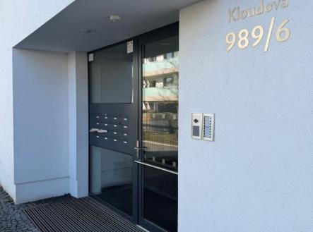 1772016319-oblachskrs-tempimagekzchrp | Prodej bytu, 2+kk, 58 m²