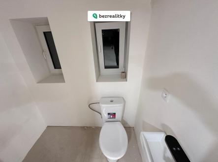 1772045034-xlgyosozyt-whatsapp-image-2026-02-19-at-14-44-34-281-29 | Prodej - komerční objekt, jiný, 35 m²