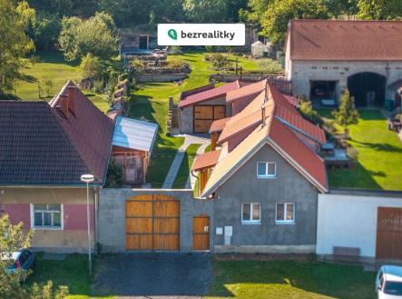 1771780008-txxjunedbp-1e78ff36-d61e-42fb-b0d5-693987d6633b | Prodej - dům/vila, 220 m²